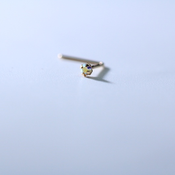 9kt Gold Solid gold Aura boreal Nose Piercing tiny 9k gold mark New - Picture 1 of 3